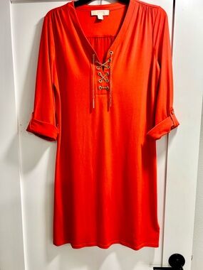 Lace-Up V-Neck Shift Dress in Bright Orange-Red